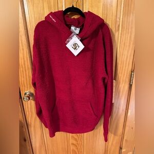 NEW Kashwere red hooded women’s top